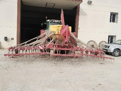 Aguirre SEMBRADORA AGUIRRE MODELO TD 730