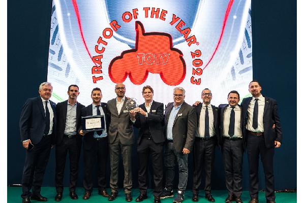 La nueva generación de tractores especializados T4.120 F de New Holland gana el título de